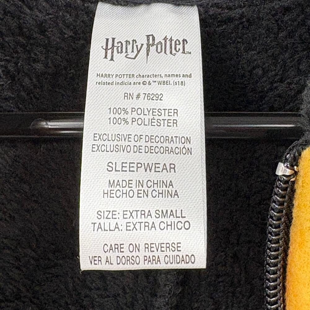 Harry Potter Gryffindor Hooded one piece Pajama - Picture 7 of 7